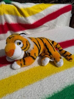 Vintage 1992 Disney Mattel Aladdin Rajah tiger plush stuffed animal GUC